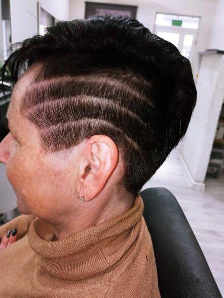 klient-w-salonie-fryzjerskim-03