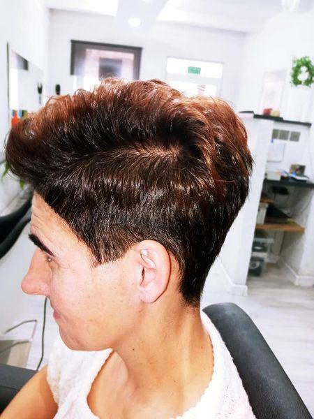 klient-w-salonie-fryzjerskim-25